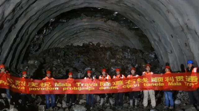 tunel kinezi jpg