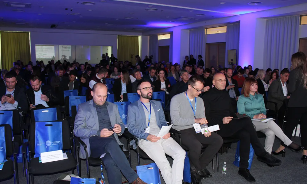 Naučno stručna konferencija ''Sfera 2018: Tehnologija, materijalizacija i sistemi za krovove''
