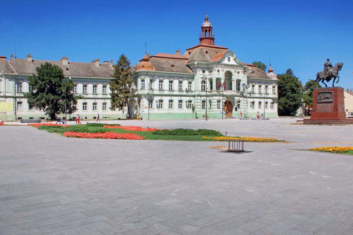 Trg Slobode u Zrenjaninu