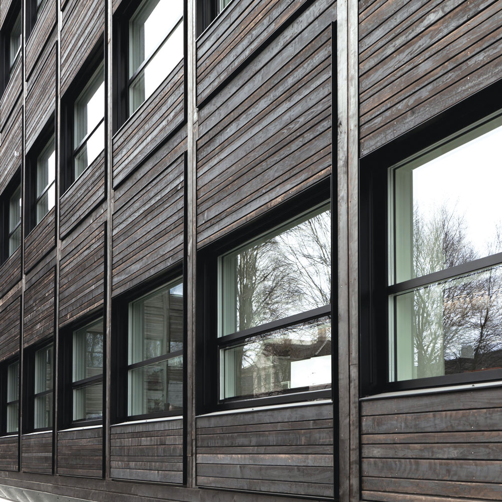 Prvi objekat realizovan od strane „Powerhouse” udruženja, bila je poslovna zgrada Kjørbo