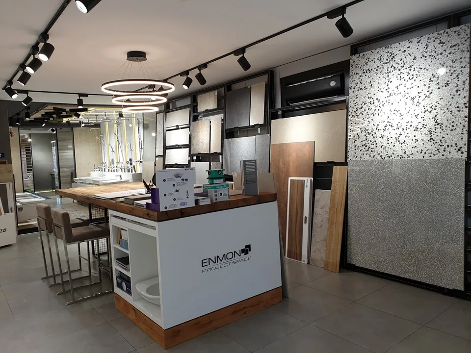 SHOWROOM - ENMON Project Space