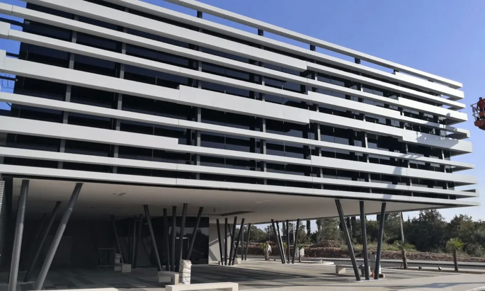 Larson fasadni paneli - Aerodrom Dubrovnik, VIP terminal, Hrvatska