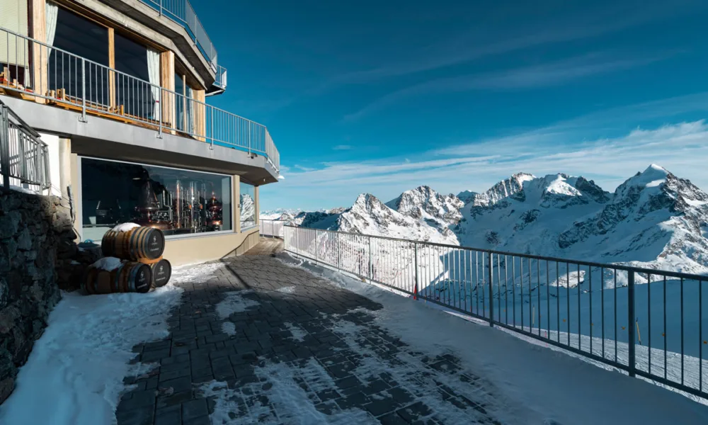 Najviša destilerija viskija na svetu nalazi se na vrhunskoj stanici Corvatsch na nadmorskoj visini od 3.303 metra