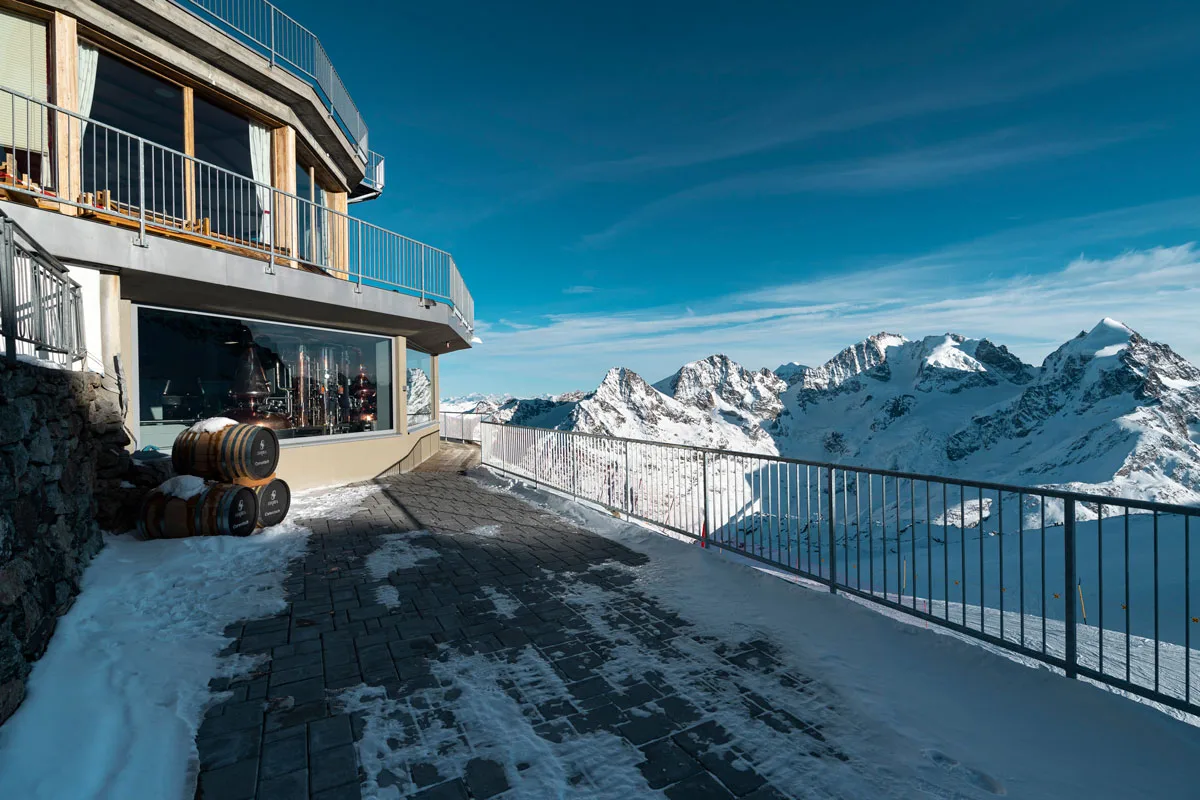 Najviša destilerija viskija na svetu nalazi se na vrhunskoj stanici Corvatsch na nadmorskoj visini od 3.303 metra