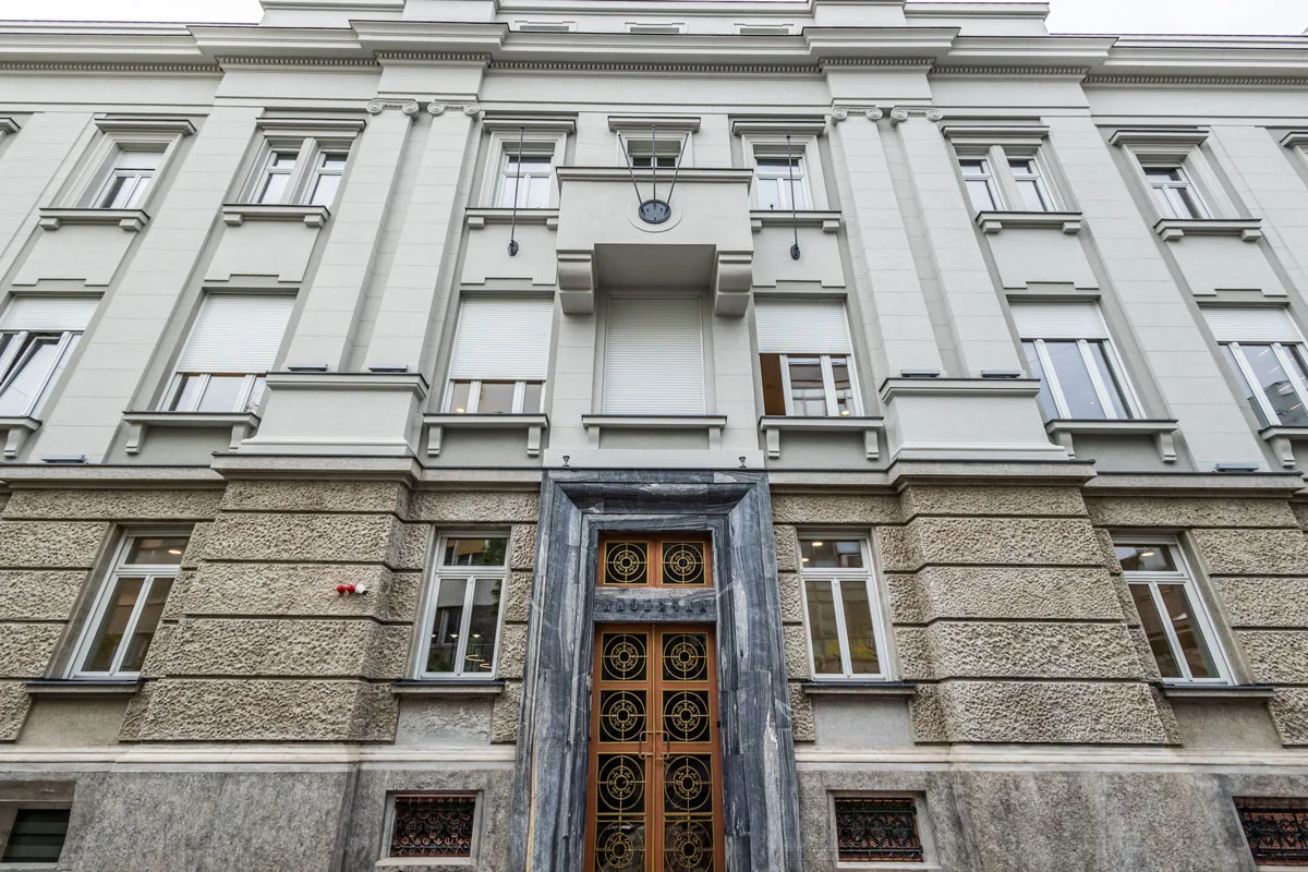 Poslovna zgrada u Novom Sadu rekunstruisana od strane arh. Nikole Martinović, N-MARTIN Studio