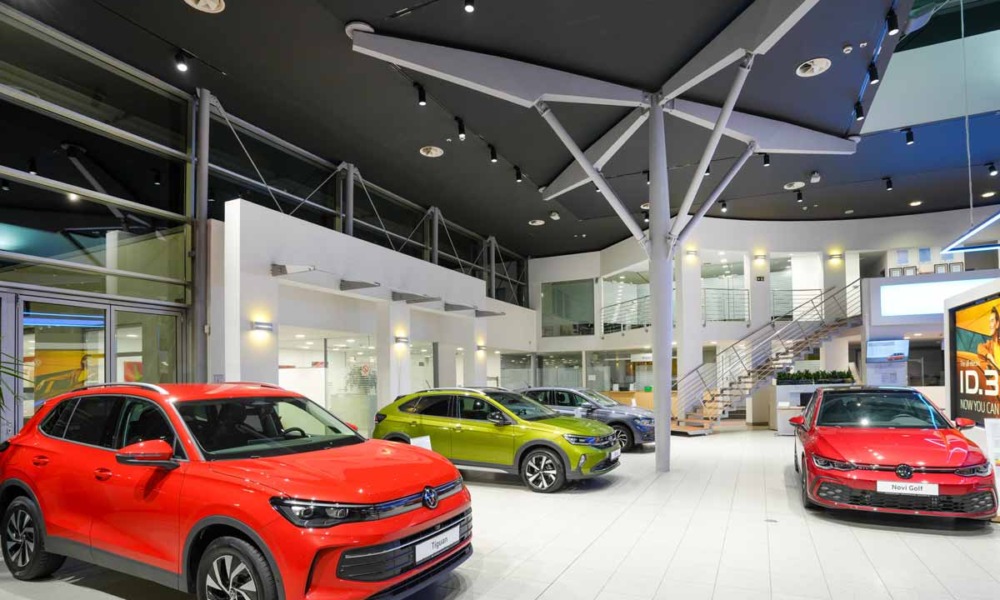 Osvetljenje salona automovila PORSCHE Sever - Krnjača / foto: ZG Lighting SRB