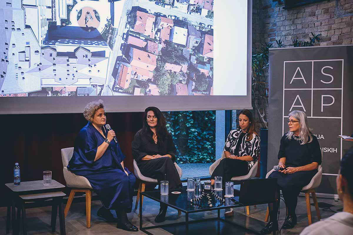 Govornice na predavanju Urania x ASAP: Arhitektura Beograda / foto: Edita Sentić