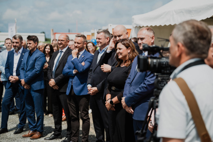 Polaganje kamena temeljca za izgradnju novog industrijskog pogona TECE-a / photo: TECE