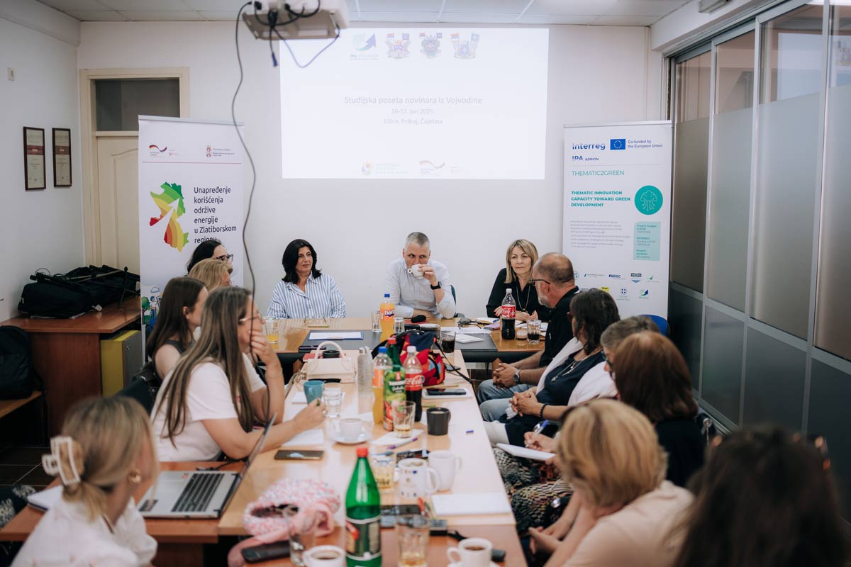 Novinari iz Vojvodine u poseti "Centru za energetsko savetovanje grada Užica" / foto: Vladimir Veličković