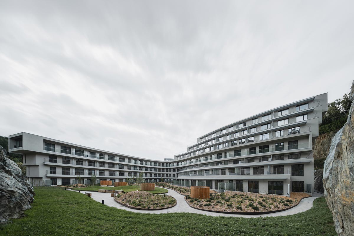 Rezidencija Diorit, eksterijer moderne stambene zgrade / foto: Petr Polák