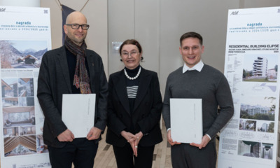 Milenija Marušić sa nagrađenim timovima / foto: Sofija Milinković