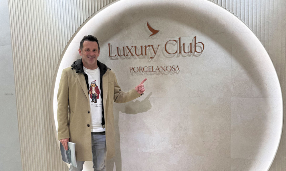 Predrag Rađen, urednik časopisa "grenef." u posetici Porcelanosa fabrike