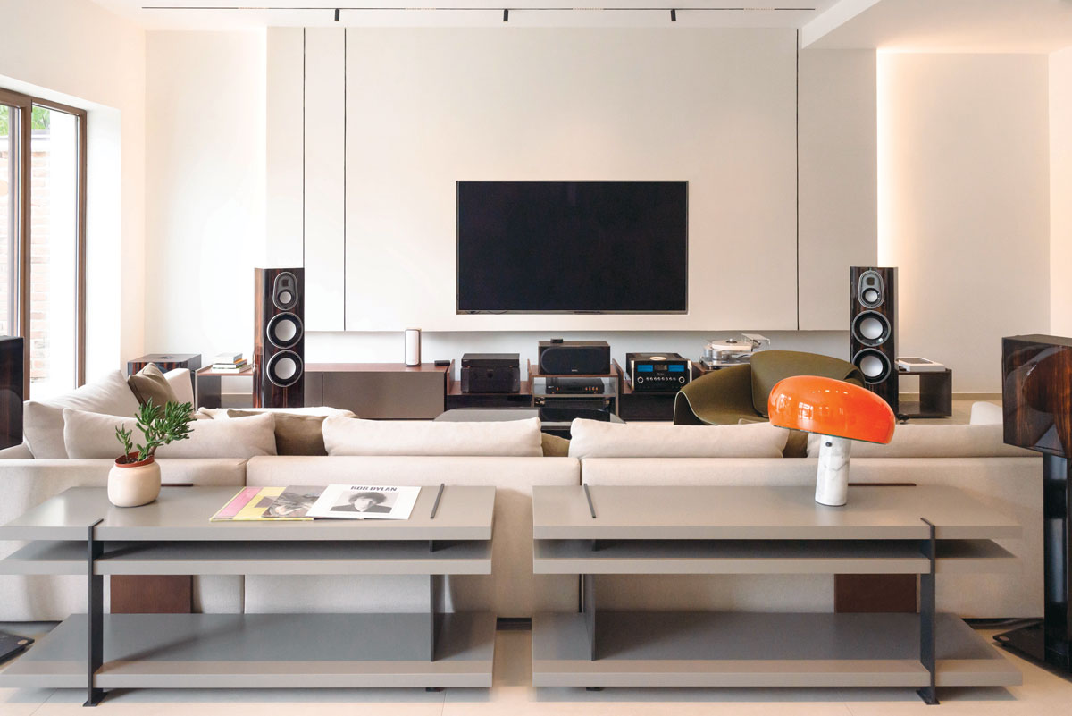 Projekat: Resedential REconstruction, enterijer dnevne sobe / Ivona Petrov / ShowYourSpace