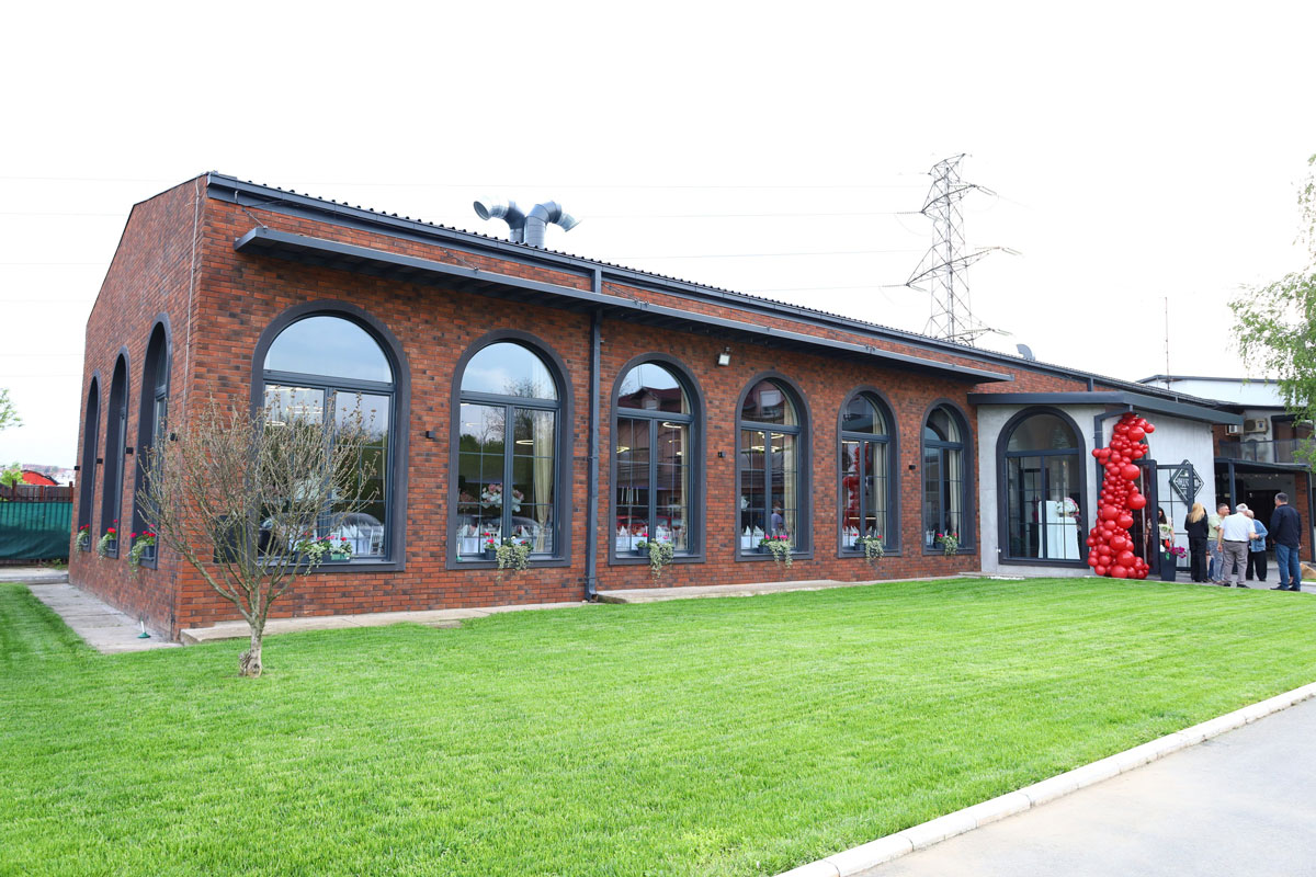 Restoran industrija, enterijer / foto: ArchiTeam SG