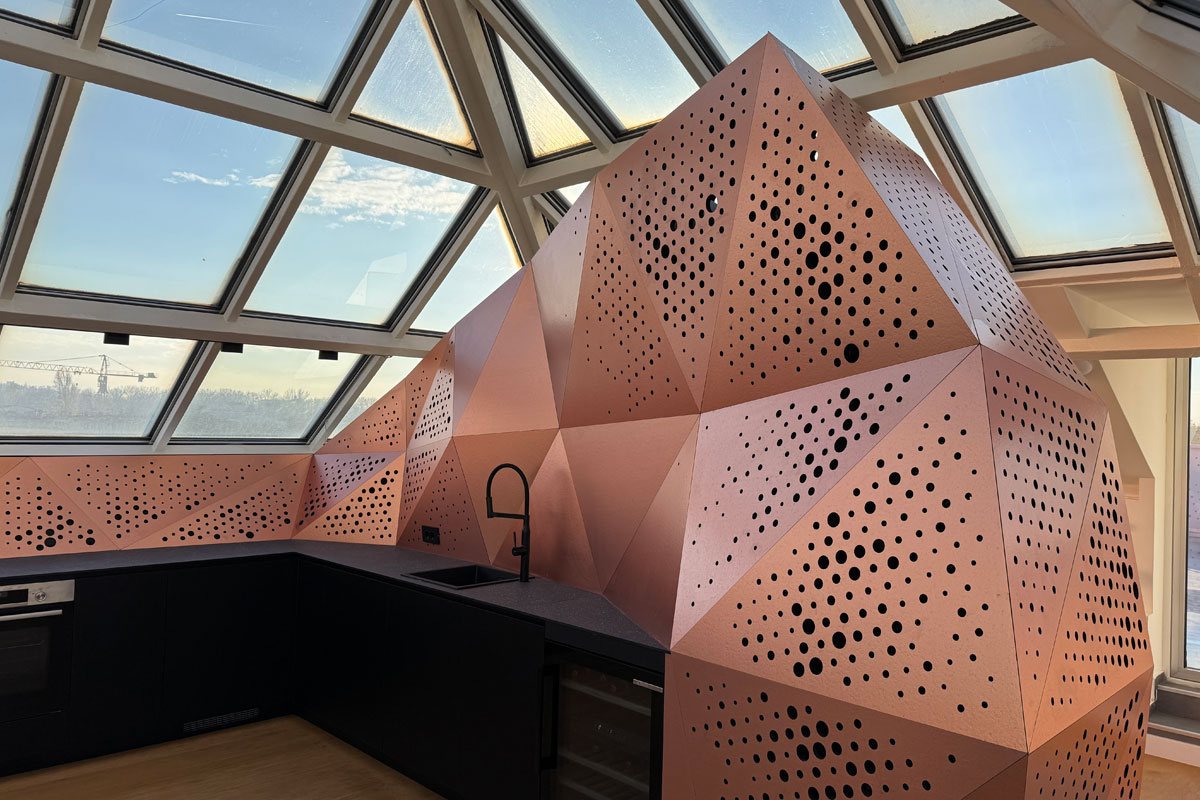 Moderna kuhinja pod kupolom / foto: Pinoles