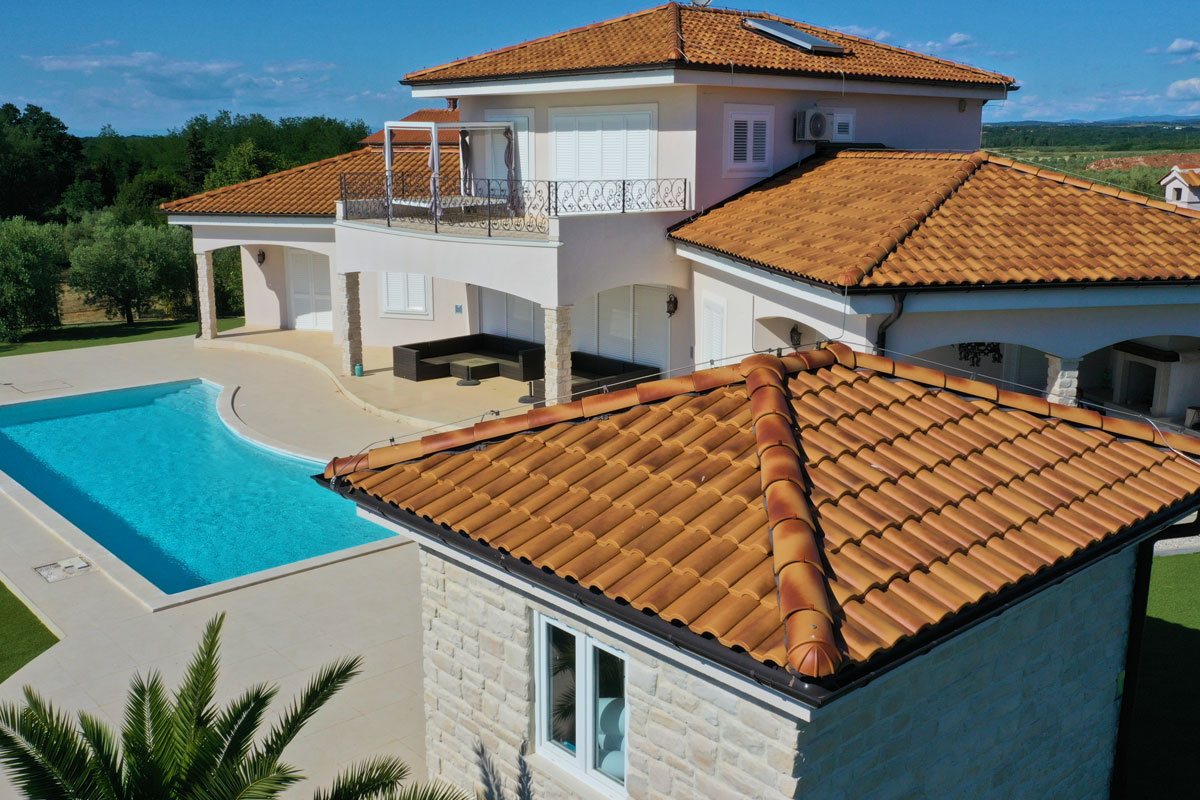 Mediteranski stil, tondach crep na kući / foto: wienerberger