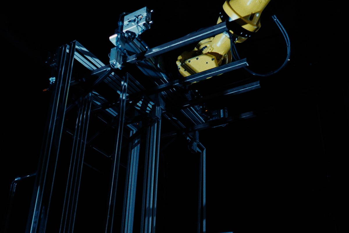 „Našom uslugom Frame:racer podižemo proizvodnju okvira za krute distancere na novi nivo automatizacije“, objašnjava Matthias Bach, generalni direktor kompanije Swisspacer / foto: Swisspacer