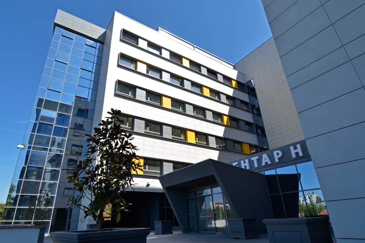 Inženjering aluminijumskih sistema po meri savremene arhitekture, Klinički centar, Niš / foto: ASC