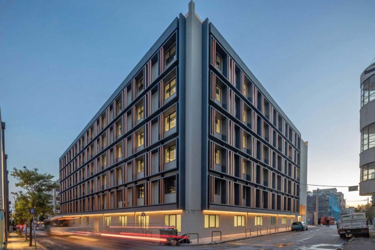 Piraeus Port Plaza 2, LEED Gold / foto: ISOMAT