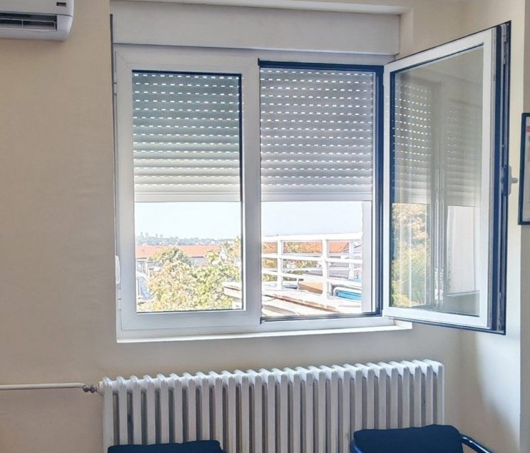 Kompanije Alumil i Joviste donirali aluminijumske prozore i roletne Klinici za ORL i MFH KliniÄkog centra Srbije / foto: Alumil
