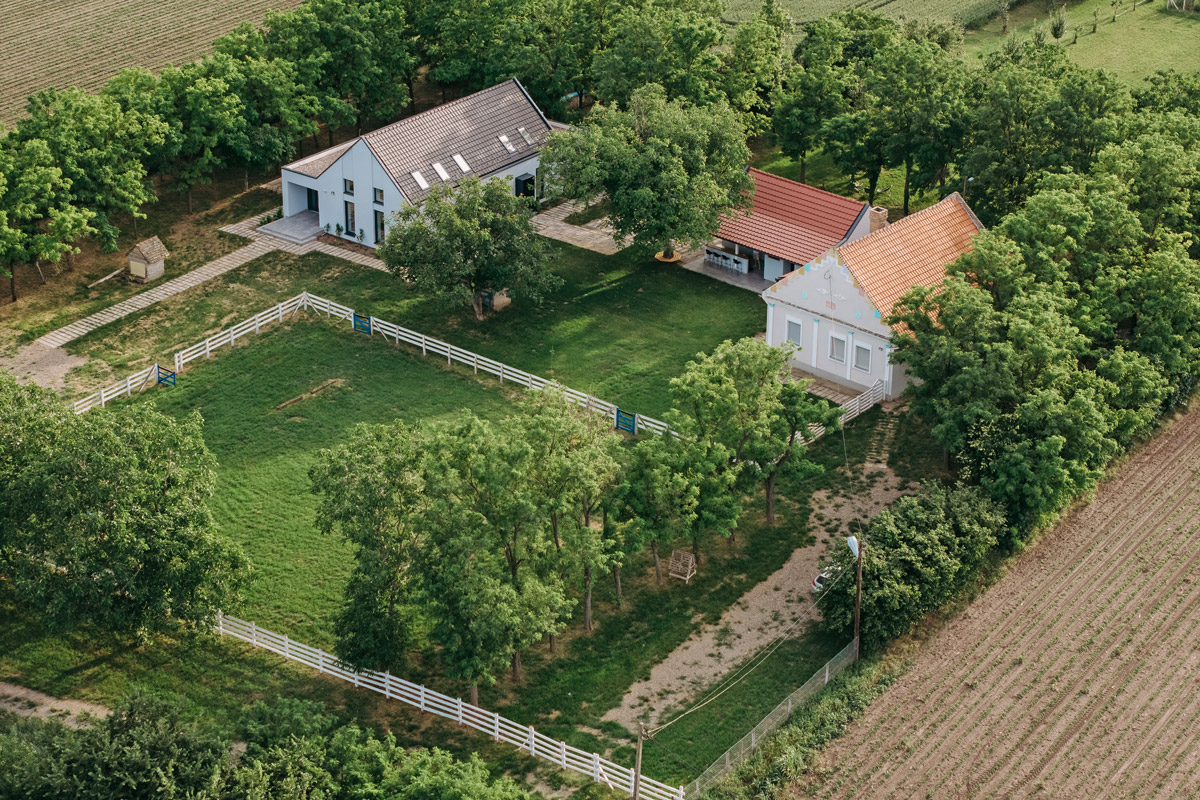 projekat: ATARhouse / autor projekta: Arhitektonski biro BIONIQUE / foto: Milan Babić
